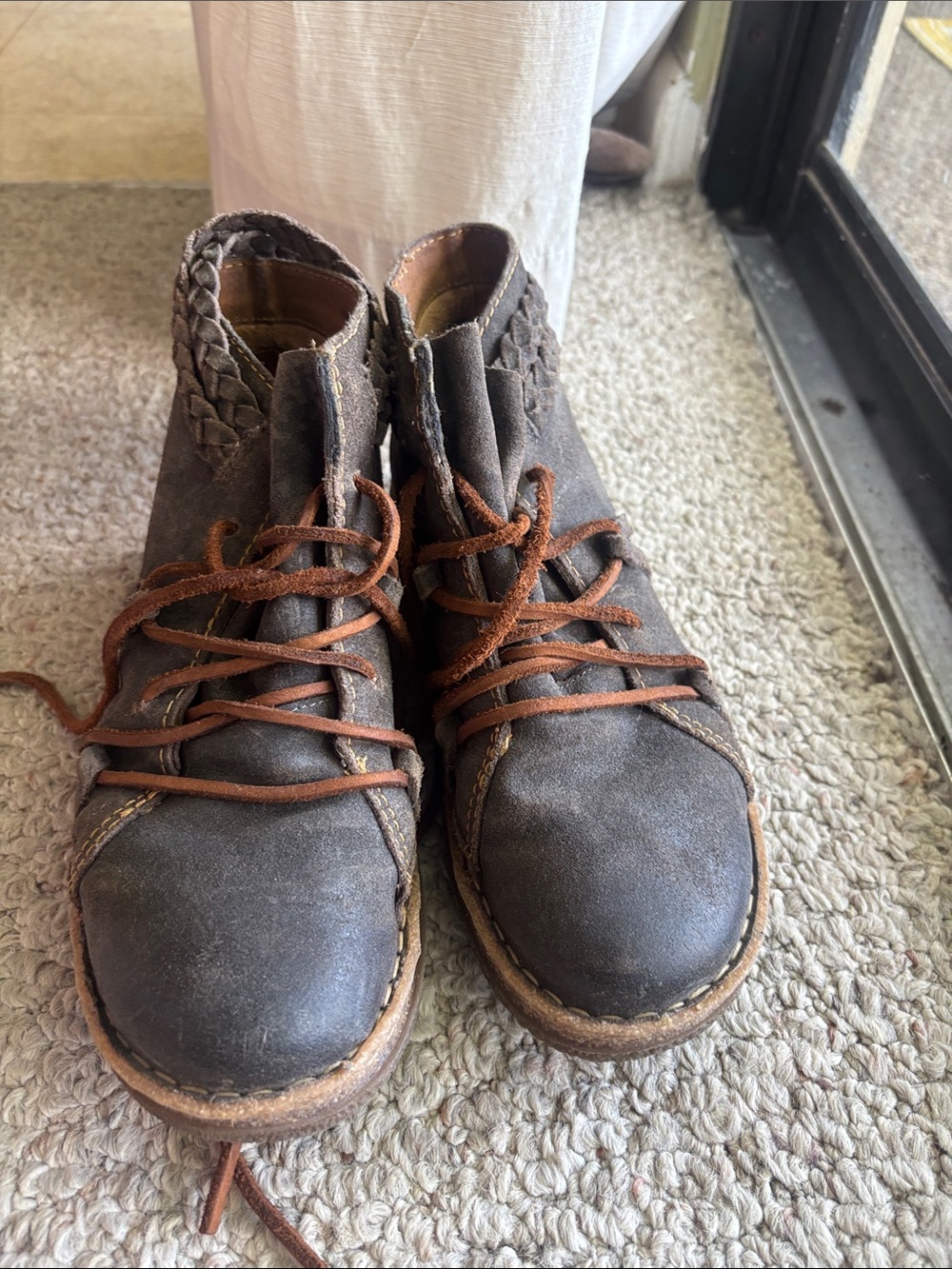 Women’s BORN Brown Suede Lace-Up Ankle Boots